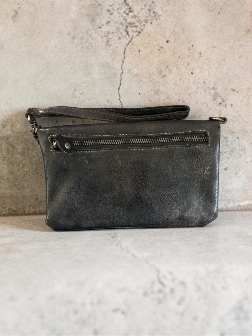 Bed Stu Dark Brown Australian Leather Wristlet Clutch - Picture 2 of 4
